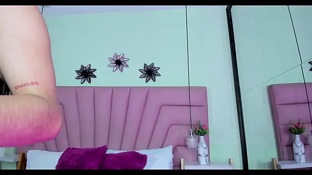 Chat soba uživo modela Kim_Luna1