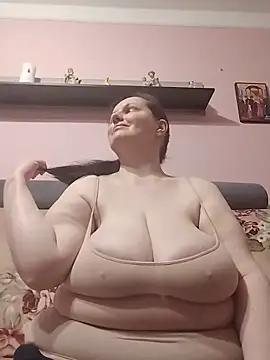 Chat ao vivo de BustyLadyAlma