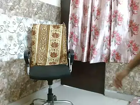 Chat soba uživo modela jannatmini