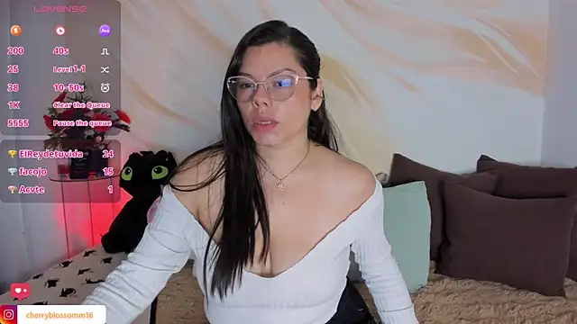 Chat soba uživo modela cherryblossomm01