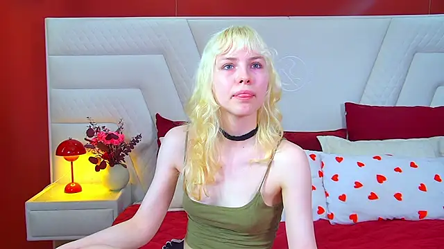 HannahHollis Adlı Modelin Canlı Sohbet Odası