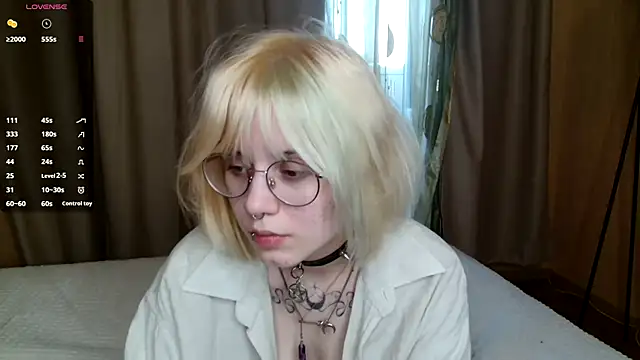 Sala de chat ao vivo de KellePourier