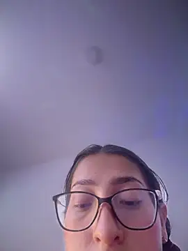 Živá chatovací místnost _QaraH