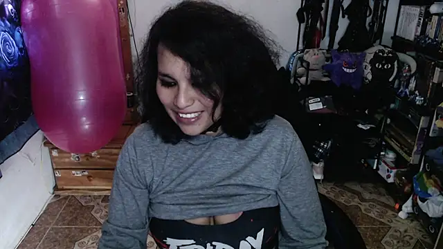 Živá chatovací místnost kureiji_hentaii