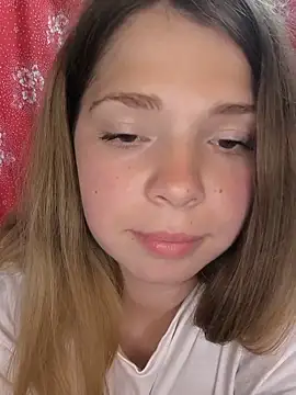 Zuli_Kiska Live Chatraum