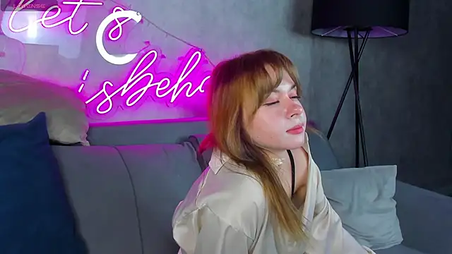 Chat soba uživo modela Monica_Alvarez