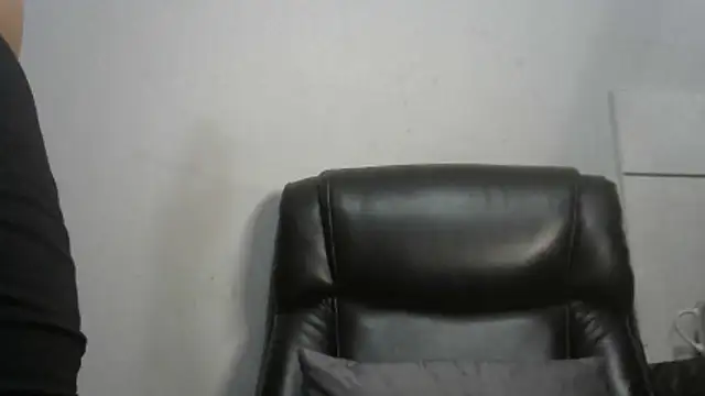 Chat soba uživo modela NippleMilkXx
