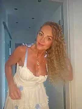 غرفة دردشة GymMoniMilf المباشرة