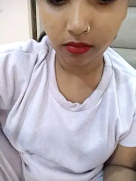 Sexy_Divya__ – Naživo chatovacia miestnosť