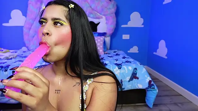 Chat soba uživo modela miss___anya