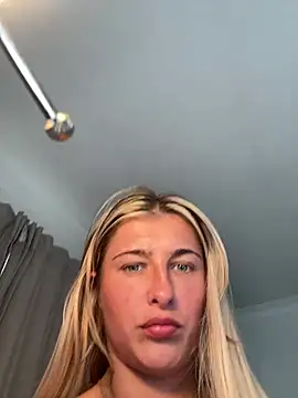 BabyBluexox Live chatroom