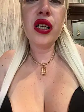 Kittenforyou Live chatroom