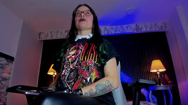 EvangelineJoness Live Chatraum