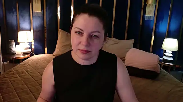 Nina_Stane's Live Chat Room