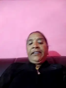 Loomaraj's Live Chat Room