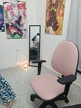 غرفة دردشة shinobu_kocho_11 المباشرة