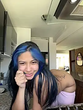 חדר צ'אט בשידור חי של lynn9000