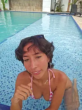Rebeca_cinamon 即時聊天室