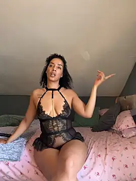 Saskia_xx 실시간 채팅방