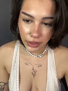 LoraShines 现场聊天室