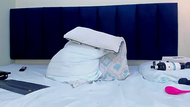 mayaevansmg লাইভ চ্যাট রুম