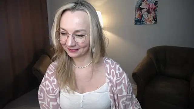 Sala de chat ao vivo de Ava_Elior