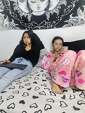 Sala de chat ao vivo de emily_n_abby