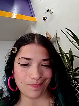 Sala de chat en directo de Elvishcassie_