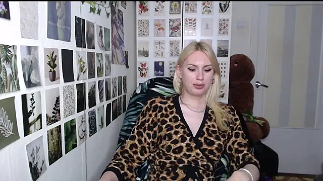 CapriScorpion Adlı Modelin Canlı Sohbet Odası