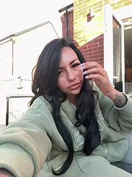 BELLABLACKXUK чат на живо