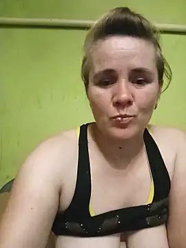 Živá chatovací místnost SannyMILF