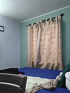 Sala de chat ao vivo de saenz_eymi
