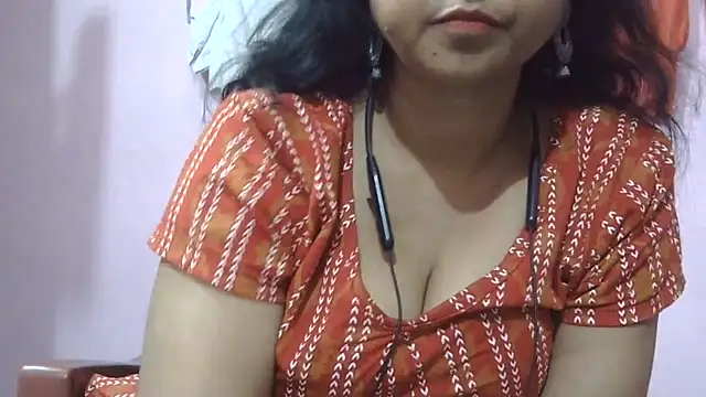 Sala de chat ao vivo de Pooja-suman