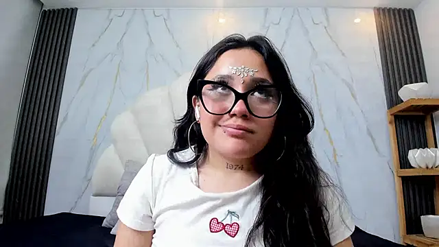 Sala de chat ao vivo de Miiarouse__