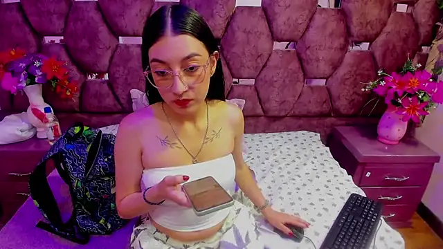Katty_Queen Ruang Obrolan Langsung