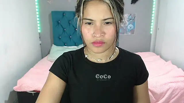 Pokój czatu na żywo – mia_sexgirl
