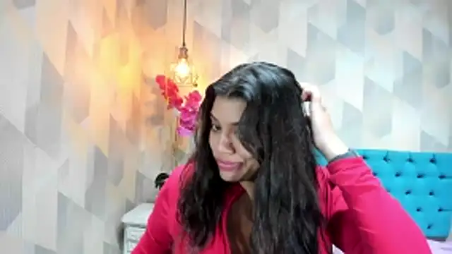 غرفة دردشة LindaBreeS المباشرة