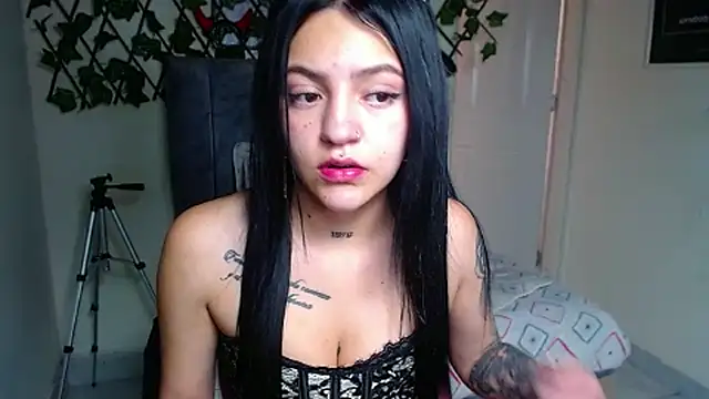 Sala de chat ao vivo de Violettasquirt