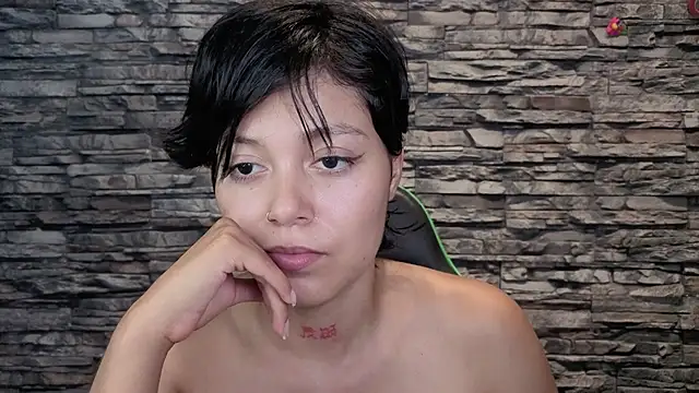 Qadeshoficial чат на живо