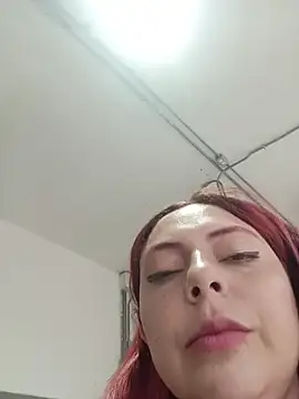 madelaine- live-chat rom