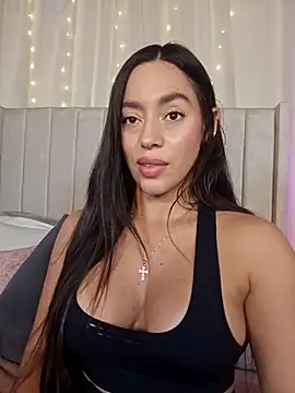 Sala de chat en directo de Amara_Black
