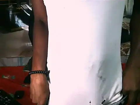 IndianThuggin чат на живо