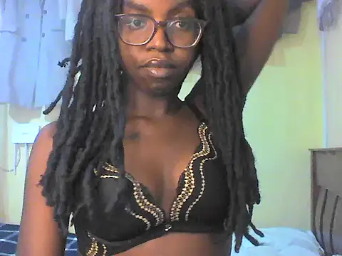 Ebonymuse1's Live Chat Room