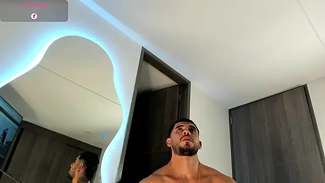 Dimitri_Bassのライブチャットルーム