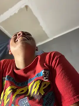 Quinn_damilf লাইভ চ্যাট রুম