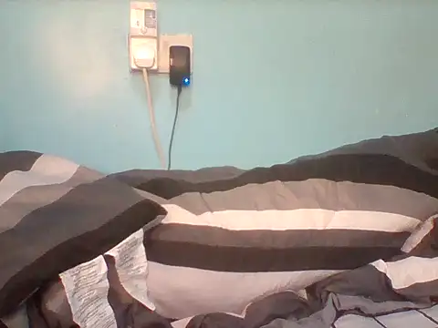Sala de chat en directo de Eminent_Ride