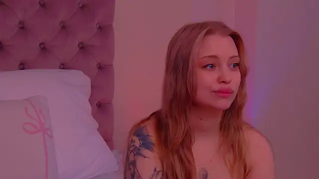 DorissHilton Cameră chat live
