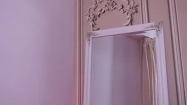 LucyAddison 실시간 채팅방