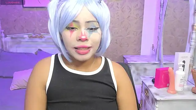 ห้องแชทสดของ Sofia_clk