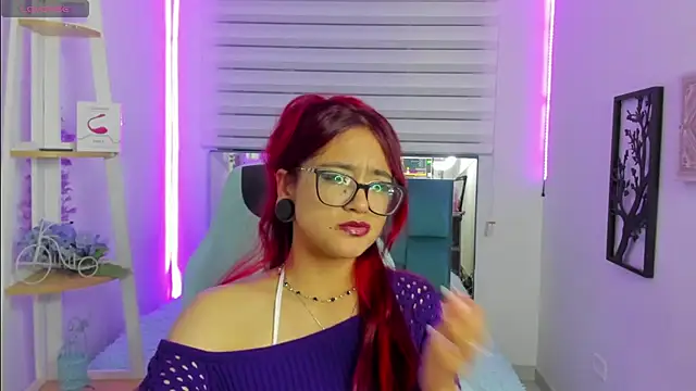 Sara_Red_X Ruang Obrolan Langsung